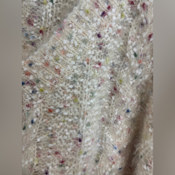 POL Oversized Chunky Fuzzy Confetti Balloon Sleeve Knit V Neck Sweater Medium - Picture 5 of 8